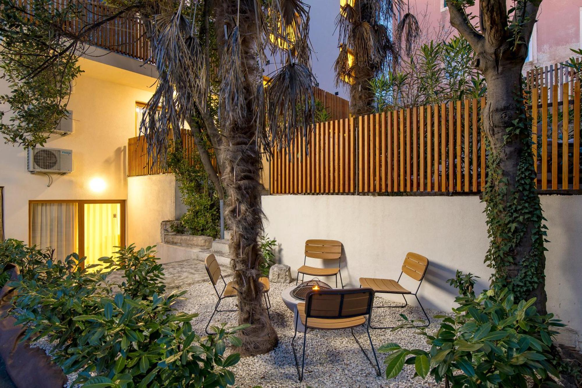 Pula Residence Rooms And Apartments Old City Center Kültér fotó