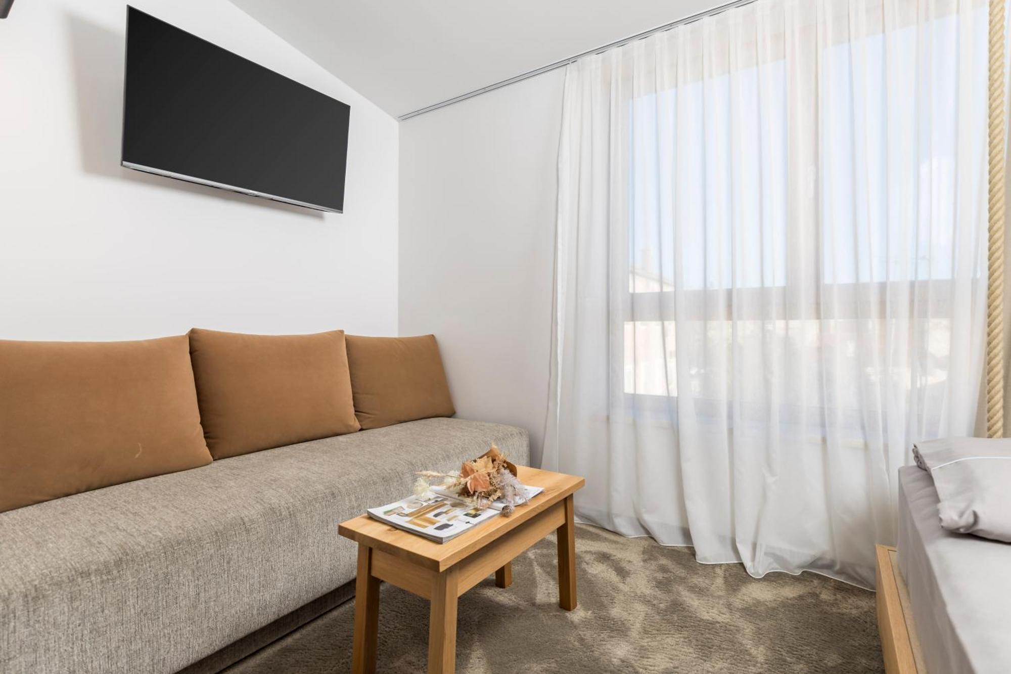 Pula Residence Rooms And Apartments Old City Center Kültér fotó